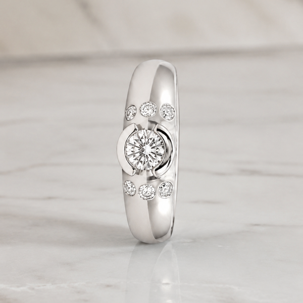 ANILLO DIAMANTE CENTRAL CON ORBITA