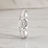 ANILLO DIAMANTE CENTRAL CON ORBITA