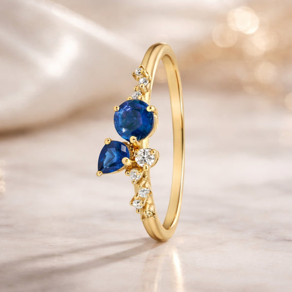 EMERALD AND DIAMOND RING MACIE