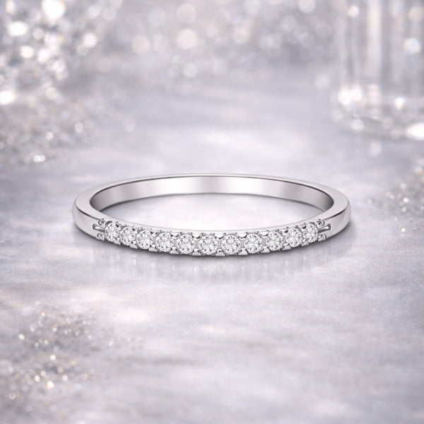 ANILLO MEDIA ALIANZA CON DIAMANTES 0.10 QUILATES FABIOLA