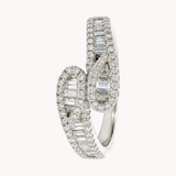 CROSSOVER RING WITH BAGUETTE AND PRINCESS-CUT DIAMONDS