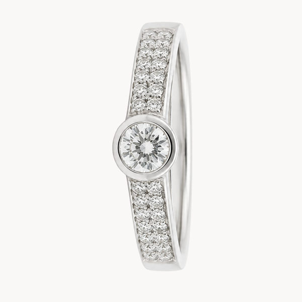 DIAMOND BEZEL RING WITH DOUBLE PAVÉ