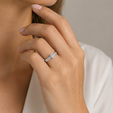 ANILLO DIAMANTE EN BISEL CON DOBLE PAVE