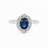 ANILLO ROSETON OVAL ZAFIRO Y DIAMANTES CON ENGASTE ILUSION