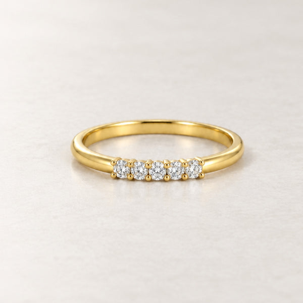 HALF ETERNITY RING WITH FIVE DIAMONDS