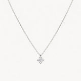 PENDENTIF AVEC DIAMANT MONTURE GRIFFE LOSANGE 0,15 CARATS POINT DE LUMIÈRE