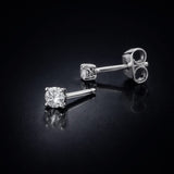 PENDIENTES CON DIAMANTE GARRAS 0.20 QUILATES PUNTO DE LUZ
