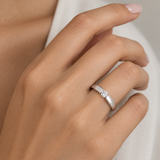 ANILLO SOLITARIO DIAMANTE SUSPENDIDO