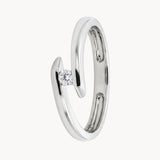 ANILLO SOLITARIO CRUZADO CON DIAMANTE 0.050 QUILATES