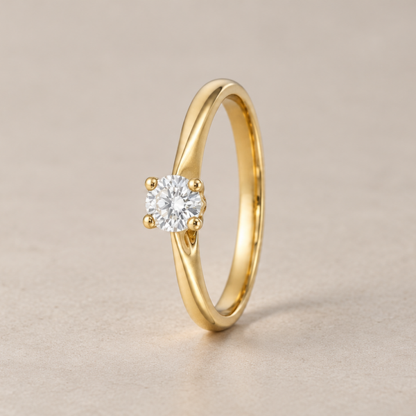 ANEL SOLITÁRIO COM DIAMANTE DE 0.27 QUILATES