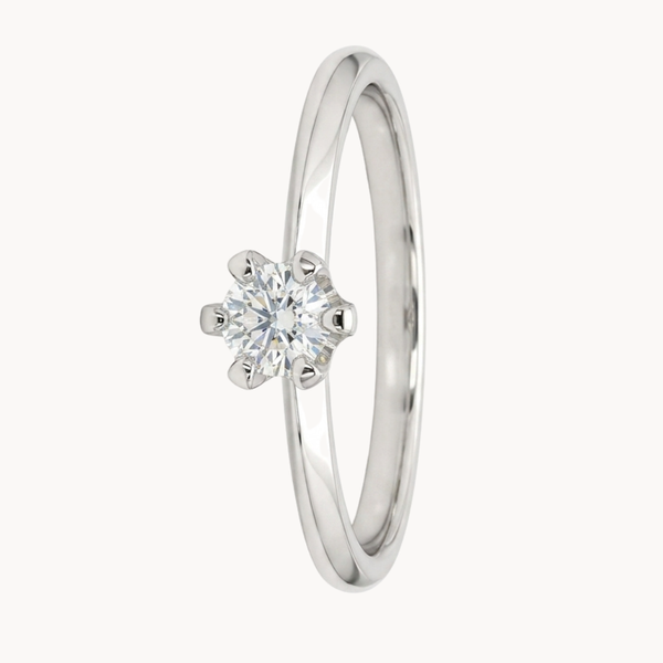 SOLITAIRE RING WITH SIX PRONGS
