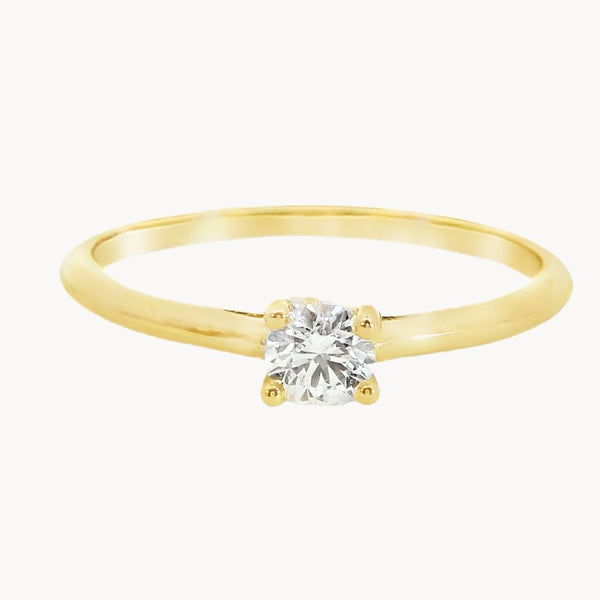 ANILLO SOLITARIO CUATRO GARRAS CON DIAMANTE 0.16 QUILATES GERTIE