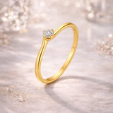 ANEL SOLITÁRIO COM DIAMANTE 0,10 QUILATES BANU