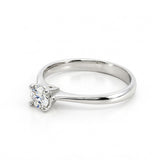 ANILLO SOLITARIO CUATRO GARRAS CON DIAMANTE 0.36 QUILATES