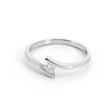 Crossover band solitaire ring with a 0.12-carat diamond