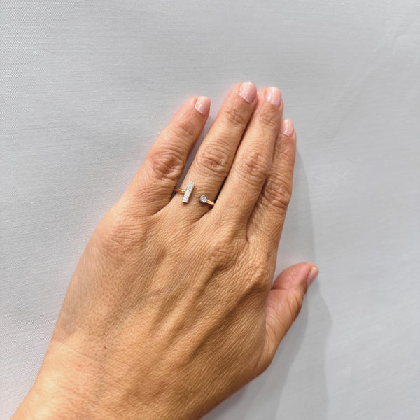 ANILLO ABIERTO CON DIAMANTES OTYLIA
