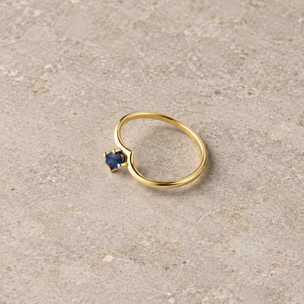 MARQUISE SAPPHIRE RING