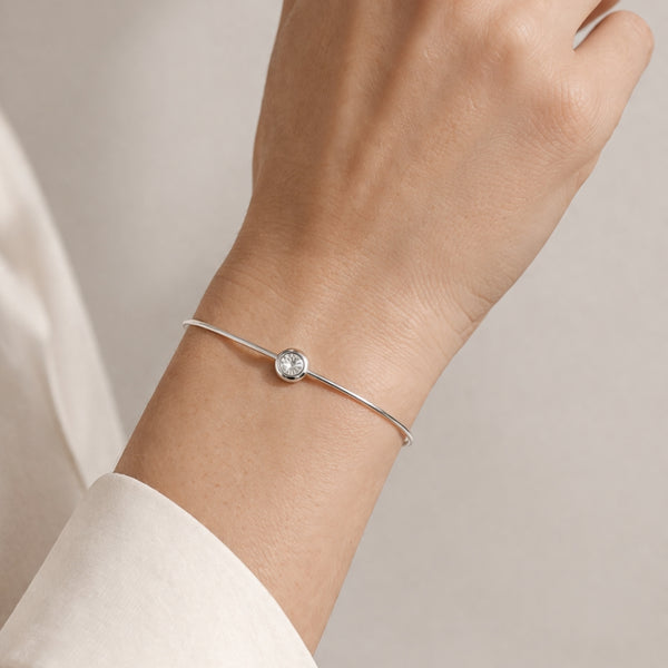 PULSERA RÍGIDA CON DIAMANTE VIVIETTE II