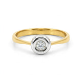ANILLO SOLITARIO BICOLOR CON DIAMANTE EN CHATON 0.14 QUILATES
