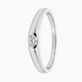 SOLITAIRE RING WITH CENTER DIAMOND