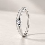 SOLITAIRE RING WITH CENTER DIAMOND