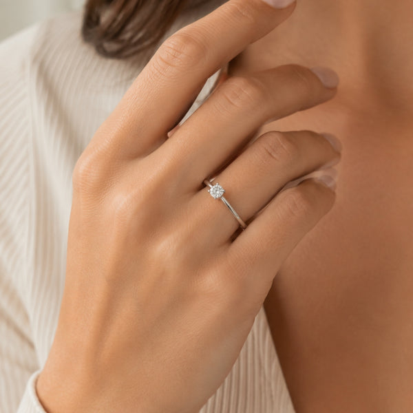 ANILLO SOLITARIO DIAMANTE CREADO 0.50 QUILATES CERTIFICADO IGI