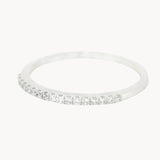 ANILLO MEDIA ALIANZA CON DIAMANTES 0.13 QUILATES ADORA