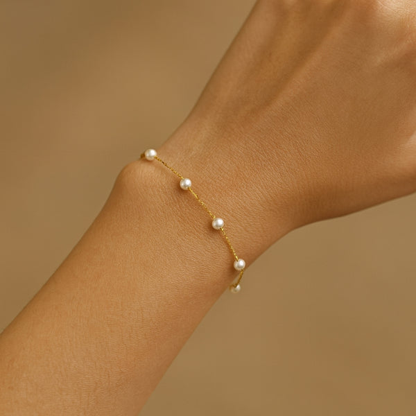 PULSERA CON PERLAS DELPHIA