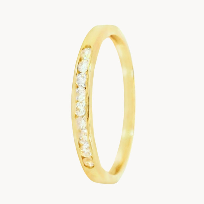 ANILLO MEDIA ALIANZA CON DIAMANTES 0.15 QUILATES VITTORIA