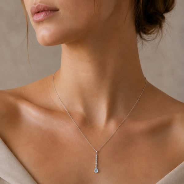 COLGANTE AGUAMARINA Y DIAMANTES VEDA