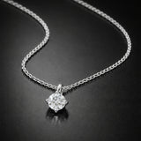 COLGANTE CON DIAMANTE GARRAS ROMBO 0.50 QUILATES PUNTO DE LUZ CERTIFICADO IGI