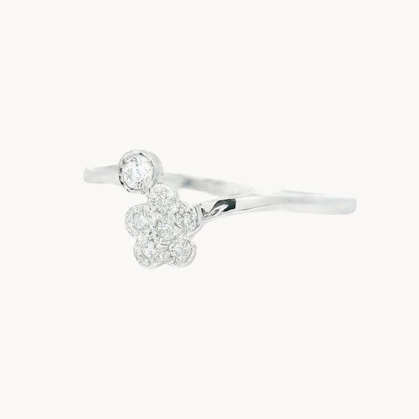 ANILLO FLOR CON CIRCONITAS DELORA