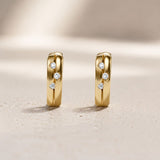 PENDIENTES CIRCONITAS BLANCAS KIA