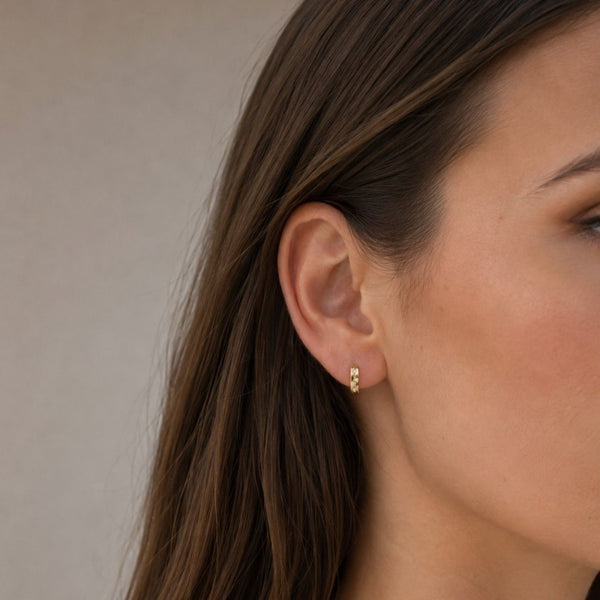 PENDIENTES CIRCONITAS BLANCAS KIA
