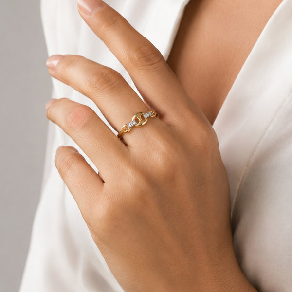 TWO-TONE RING WITH OVAL LINKS AND CUBIC ZIRCONIA STONES