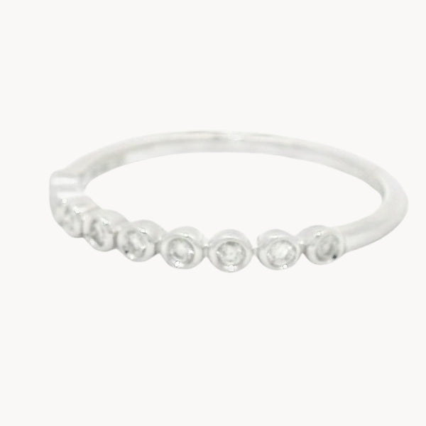 ANILLO MEDIA ALIANZA CON DIAMANTES 0.090 QUILATES HENE