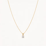 COLGANTE CON DIAMANTE GARRAS 0.050 QUILATES PUNTO DE LUZ