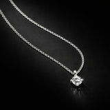 PENDENTIF AVEC DIAMANT MONTURE GRIFFE LOSANGE 0,20 CARATS POINT DE LUMIÈRE