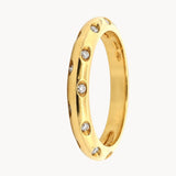 ANILLO ALIANZA CON DIAMANTES SALPICADOS