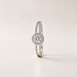 ANILLO DOBLE CARRIL CON HALO DE DIAMANTES