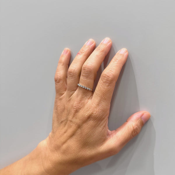 ANILLO MEDIA ALIANZA CON DIAMANTES 0.090 QUILATES HENE