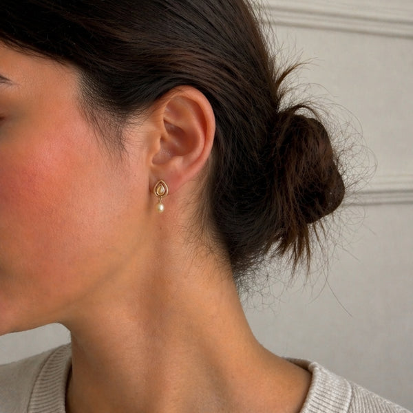 BRINCOS COM PÉROLAS BARROCAS VINA