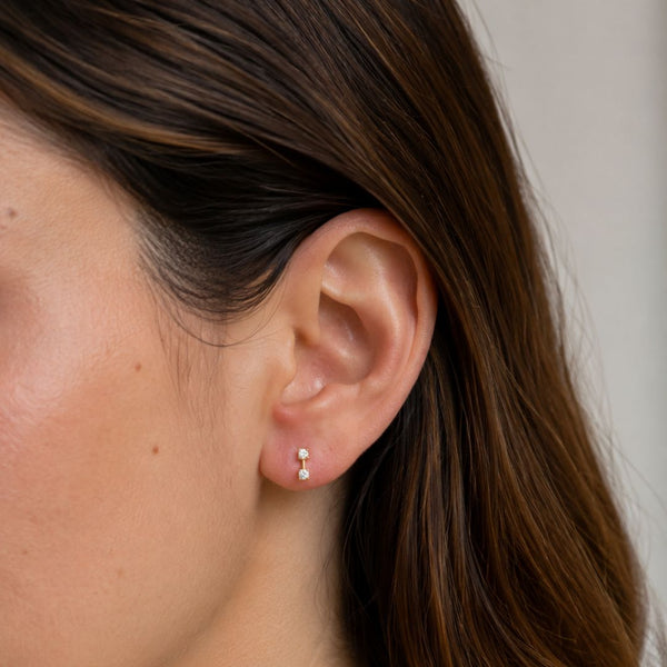 PENDIENTES CIRCONITAS BLANCAS KHLOE