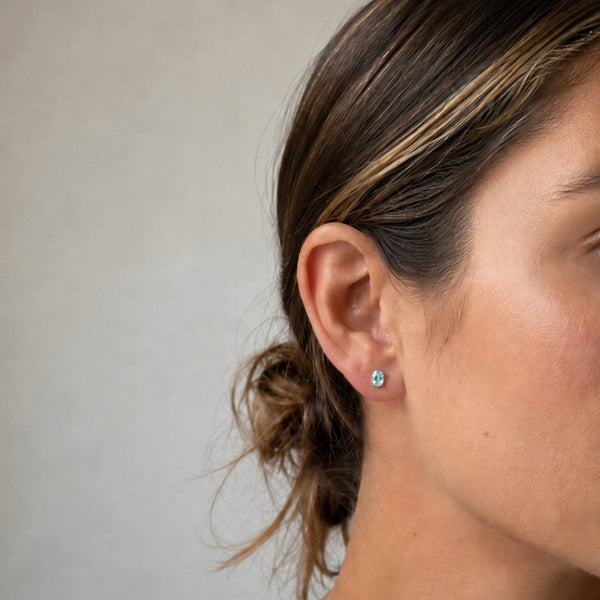 PENDIENTES CON AGUAMARINA OVAL SENKA