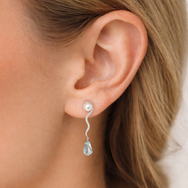 PENDIENTES LARGOS CON AGUAMARINA, CIRCONITAS Y PERLA DANAE