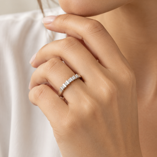 ANILLO MEDIA ALIANZA DE DIAMANTES