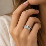 ANILLO DIAMANTES EN TRIPLE FLOR