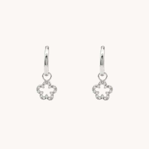 Brincos de argola com flor e diamantes
