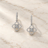 PENDIENTES MEDIO ARO FLOR CON DIAMANTES