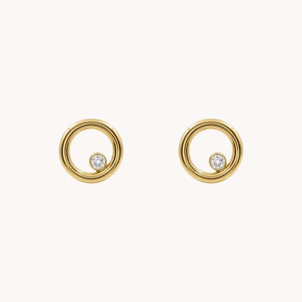 Circle Earrings with Diamond